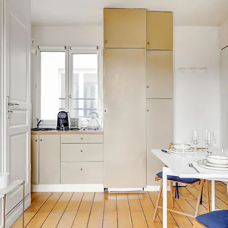 Appartement Sejour Cosy A Deux Entre Voltaire&marais